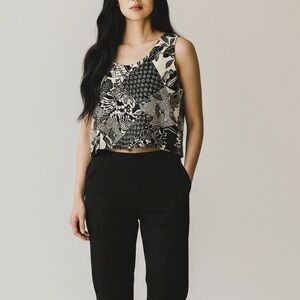 Reversible Sleeveless Black & Cream Printed Crop Top